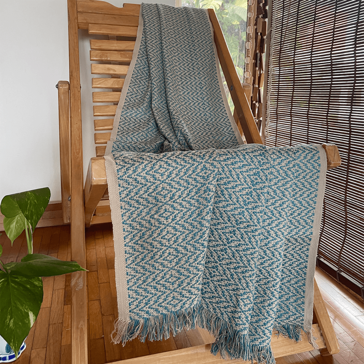 White Herringbone-Handwoven-Cotton-Throws-Bluemoon 1