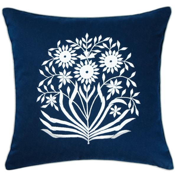 white-daffodil-embroidered-decorative -pillow 16"X 16"
